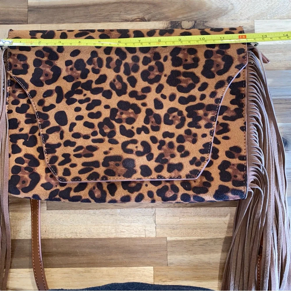 L&B brand Leopard Print Fringe Crossbody Bag NWOT never used!! - Picture 9 of 12